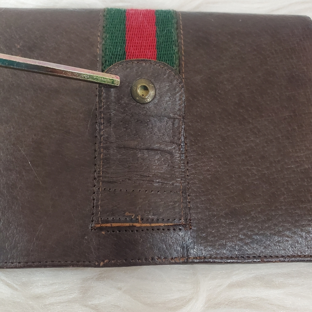 ❌❌SOLD❌❌ RARE Gucci passport wallet - Picture 7 of 8